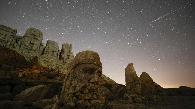 Peak of Perseid Meteor Shower 2024: Astronomers Capture Stunning Night Sky in North Macedonia