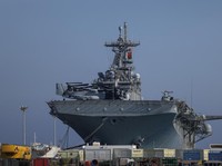 AS Mulai 'Perang' Ini dengan Iran, Turunkan Kapal Induk