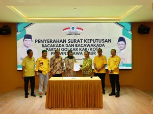 Pilbup Banyuwangi 2024: Ipuk-Mujiono Kantongi Surat Rekom Golkar