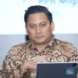 Soal PPN 12%, Thomas Djiwandono: Izinkan Prabowo Jadi Presiden Dulu