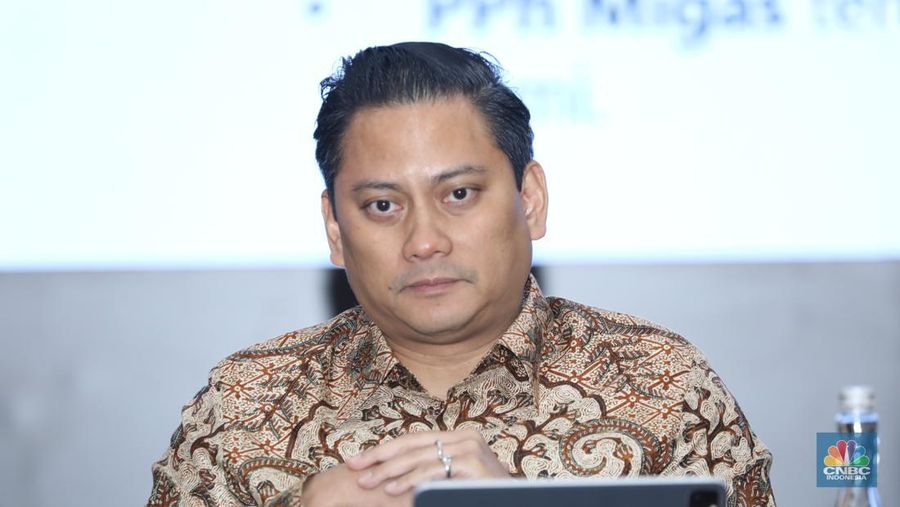 Wamen Keuangan, Thomas Djiwandono sebagai Wamen Keuangan II dalam Konferensi Pers APBN KITA di kantor Kementerian Keuangan, Jakarta, Selasa (13/8/2024). (վ/Tri Susilo)