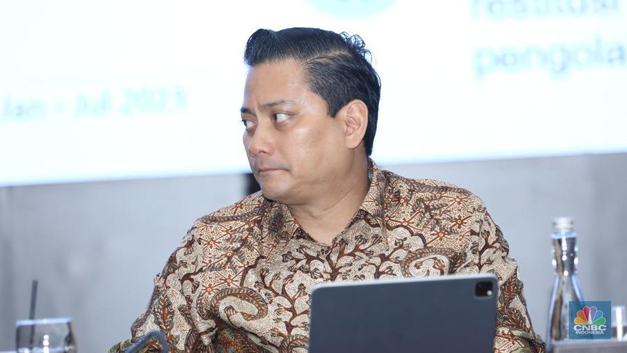 Wamen Keuangan, Thomas Djiwandono sebagai Wamen Keuangan II dalam Konferensi Pers APBN KITA di kantor Kementerian Keuangan, Jakarta, Selasa (13/8/2024). (CNBC Indonesia/Tri Susilo)
