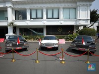 Jelang HUT RI, Istana Negara Pamerkan Mobil Antik Bekas Presiden