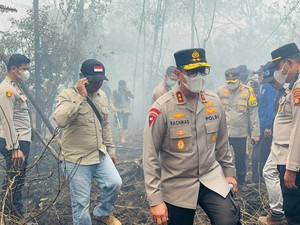 Cek Karhutla di OKI, Kapolda Sumsel Tambah Personel Pemadaman