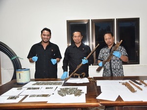 Warga di Morut Temukan 3 Senpi Rakitan-300 Amunisi Saat Cari Katak di Hutan