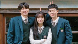 Sinopsis Family by Choice, Drakor Hwang In Yeop Langganan Jadi Anak SMA