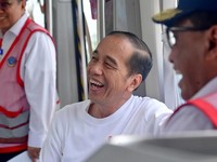 Jokowi Sumringah Ketiban 'Durian Runtuh' Rp510 Triliun Dari Sini..