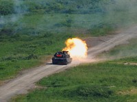 Potret Helikopter Militer AS Lepaskan Tembakan di Perbatasan Korea