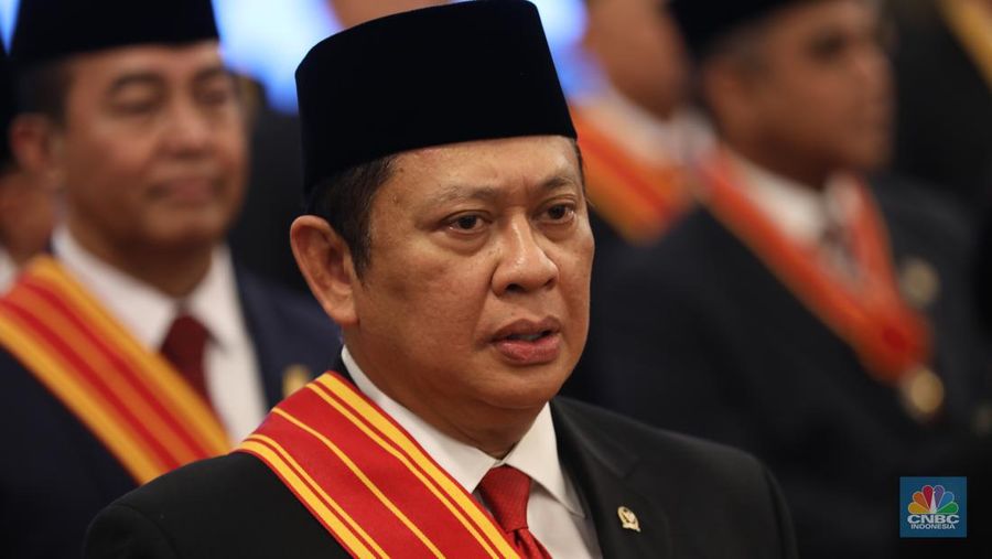 Ketua MPR RI Bambang Soesatyo dalam acara upacara penganugerahan tanda kehormatan Republik Indonesia, Istana Negara, (14/8/2024). (CNBC Indonesia/Tri Susilo)