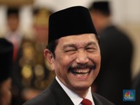 Sebut OTT KPK Kampungan, Luhut: Sangat Buruk Bagi Citra Kita!