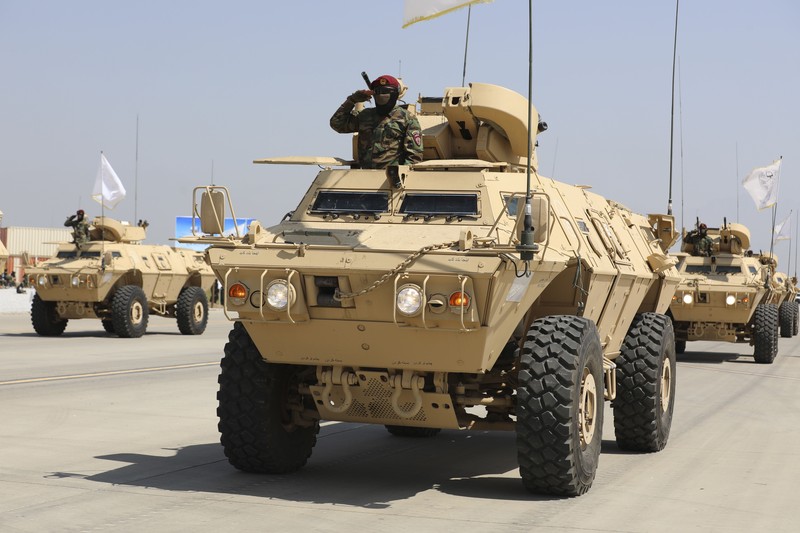Taliban Afghanistan merayakan tiga tahun berkuasa pada Rabu (14/8/2024) dengan parade militer. (AP/Siddiqullah Alizai) Taliban Afghanistan merayakan tiga tahun berkuasa pada Rabu (14/8/2024) dengan parade militer. (AP/Siddiqullah Alizai)