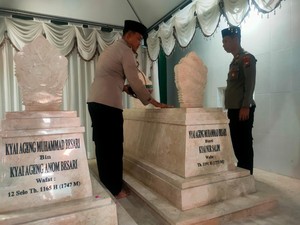 Ziarah Makam Tokoh Penyebaran Islam di Ponorogo, Ini Pesan Kapolres
