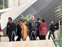 Bahlil Datangi Sidang Tahunan MPR RI, Pakai Dasi Kuning