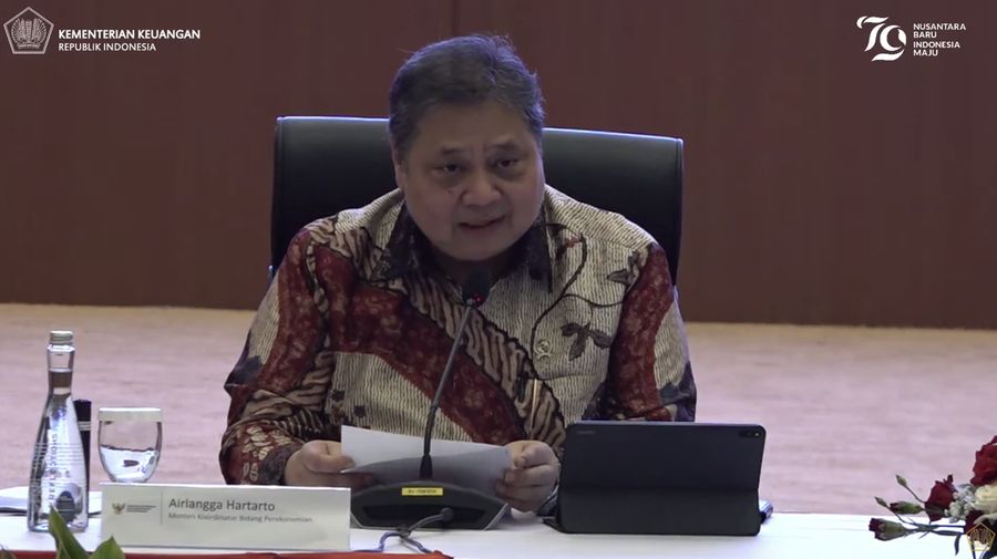 Menko Perekonomian Airlangga Hartarto dalam Konferensi Pers Nota Keuangan dan Rancangan Anggaran Pendapatan dan Belanja Negara (RAPBN) 2025 di Kementerian Keuangan, Jakarta, Jumat (16/8/2024). (Tangkapan Layar Youtube Kementerian Keuangan RI)