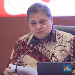Airlangga Tegaskan Aturan Restrukturisasi KUR Diubah Khusus Akad 2023