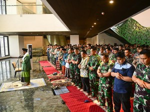 Jadwal Salat Fardu Rabu 21 Agustus 2024 untuk Wilayah Jawa Timur