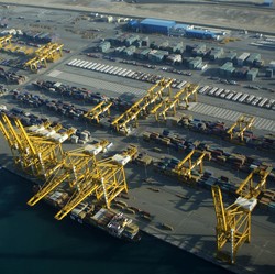Laut Merah Membara, Dubai Jadi Korban Baru