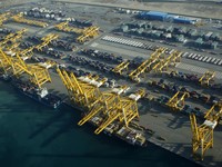 Laut Merah Membara, Dubai Jadi Korban Baru