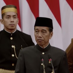 Jokowi Sebut 10 Tahun Tekan Habis Angka Kemiskinan dan Pengangguran RI