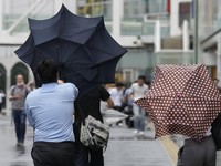 Jepang Evakuasi Ribuan Warga Tokyo, Stasiun hingga Bandara 'Pincang'
