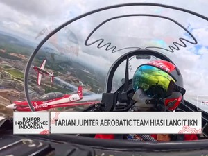 Video: Tarian Jupiter Aerobatic Team Hiasi Langit IKN