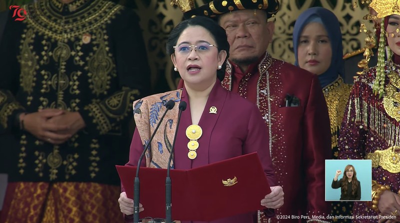 Tentara berbaris sebelum dimulainya upacara yang menandai peringatan 79 tahun kemerdekaan Indonesia di Istana Negara, Ibu Kota Nusantara (IKN), Kalimantan Timur, Sabtu (17/8/2024). (AP Photo/Achmad Ibrahim)
