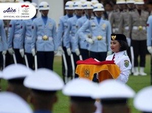 Sosok Livenia Evelyn, Pembawa Baki Saat Upacara 17 Agustus 2024 di IKN