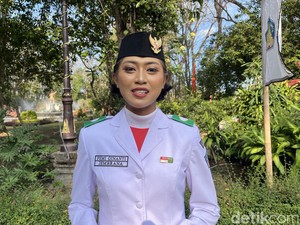 Sosok Femi Ginanti, Pembawa Baki Upacara 17 Agustus Provinsi Bali 2024