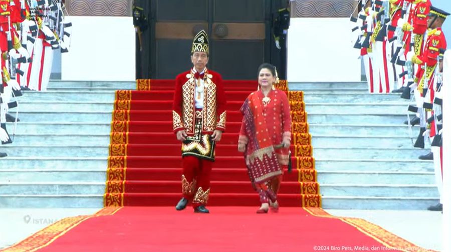 Presiden RI Joko Widodo di Upacara Penurunan Bendera Negara Sang Merah Putih, 17 Agustus 2024. (Tangkapan Layar Youtube)