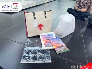 Suvenir Tamu Upacara HUT RI di Istana Merdeka: Kaus hingga Buku IKN
