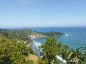 Lautan Lepas Sejauh Mata Memandang di Pitris Ocean View