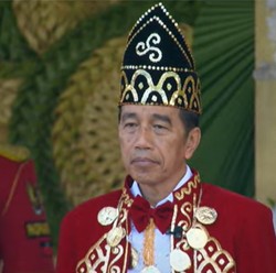 Jokowi Ungkap Alasan Penting Pindah Ibu Kota ke TNI-Polri
