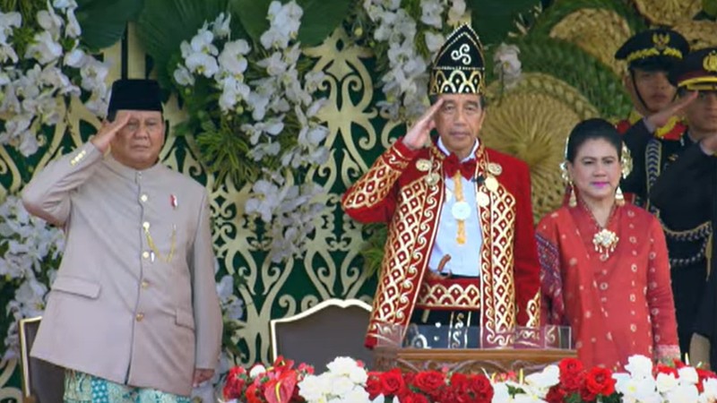 Presiden RI Joko Widodo di Upacara Penurunan Bendera Negara Sang Merah Putih, 17 Agustus 2024. (Tangkapan Layar Youtube) Presiden RI Joko Widodo di Upacara Penurunan Bendera Negara Sang Merah Putih, 17 Agustus 2024. (Tangkapan Layar Youtube)