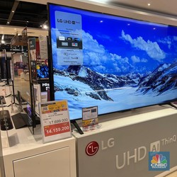 Gokil! Beli LED TV 65