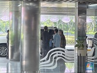Gibran Sowan ke Kementerian BUMN, Temui Erick Thohir