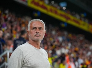 Jose Mourinho Absen dalam Jumpa Pers, Sudah Bete Nunggu 1 Jam