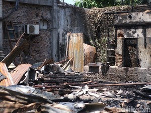 Penampakan Dapur Warung Pecel Bu Ramelan Sleman Jadi Arang