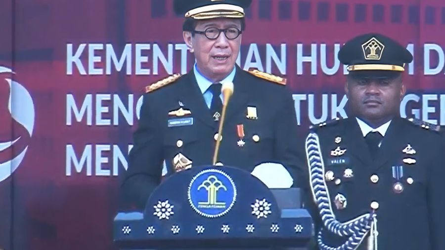 Menteri Hukum dan HAM (Menkumham RI), Yasonna Laoly memimpin Hari Pengayoman atau Hari Ulang Tahun (HUT) Kemenkumham yang ke-79 di Kantor Kemenkumham RI, Jakarta, Senin (19/8/2024) pagi. (Tangkapan Layar Youtube Pusdatin KumHam)