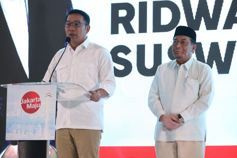 Deklarasi dukungan kepada RIwdwan Kamil dan Suswono sebagai calon Gubernur dan Wakil Gubernur DKI Jakarta di Golden Ballroom, Hotel Sultan, Jakarta, Senin (19/8/2024). (CNBC Indonesia/Tri Susilo)