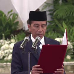 Reshuffle Kabinet, Jokowi Lantik Bahlil Hingga Rosan Jadi Menteri Baru