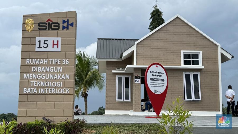 PT Semen Indonesia (Persero) Tbk (SMGR) atau SIG turut berpartisipasi dalam membangun IKN yang berkelanjutan. Dalam hal ini SIG menghadirkan hunian tapak ramah lingkungan di Ibu Kota Nusantara (IKN), Penajam Paser Utara, Kalimantan Timur. (CNBC Indonesia)