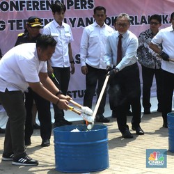 Mendag Beri Kabar Satgas Impor Ilegal Bakal Beraksi Lagi di 2025.