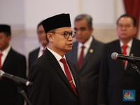 Harga Obat di RI Mahal Minta Ampun, Ini Arahan Jokowi ke Kepala BPOM