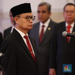 Profil Taruna Ikrar, Ahli Farmasi Kontroversial Jadi Kepala BPOM