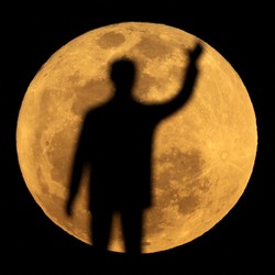 Ada 'Bulan Kembar' di Langit Mulai Hari Ini, Cek Jadwalnya!