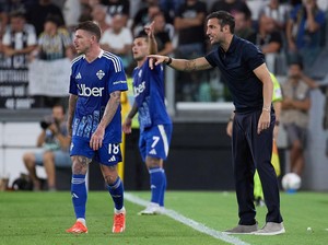 Disikat Juventus, Como Sadar Diri