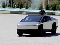 Bukti Tesla Mobil Pembunuh, Ribuan Unit Ditarik dari Pasar