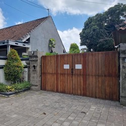 Turis di Bali Bikin Ulah Lagi, 3 Bule Sulap Vila Jadi Sekolah
