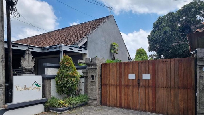 Kejagung melakukan penyitaan 1 unit villa di Bali Milik Tersangka Hendry Lie dalam Perkara Komoditas Timah. (Dok. Kejaksaan Agung)