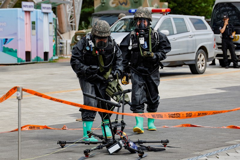 Korea Selatan menggelar latihan pertahanan sipil tahunan Ulchi di Kompleks Olahraga Jamsil di Seoul, Korea Selatan, Selasa (20/8/2024). (REUTERS/Kim Soo-hyeon) Korea Selatan menggelar latihan pertahanan sipil tahunan Ulchi di Kompleks Olahraga Jamsil di Seoul, Korea Selatan, Selasa (20/8/2024). (REUTERS/Kim Soo-hyeon)